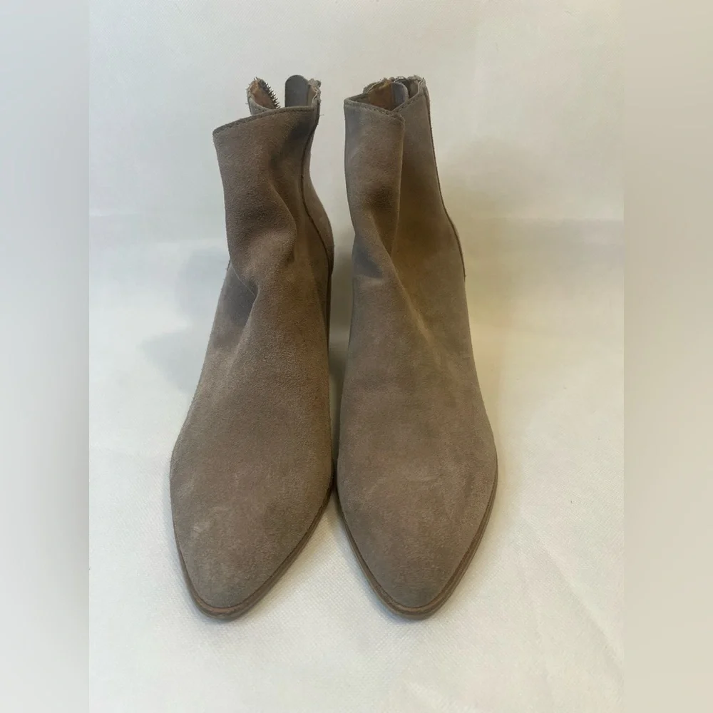 STEVE MADDEN JILLIAN TAUPE SUEDE BOOTIES